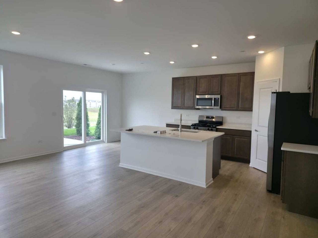 221 Cooney Way - Photo 4 of 17