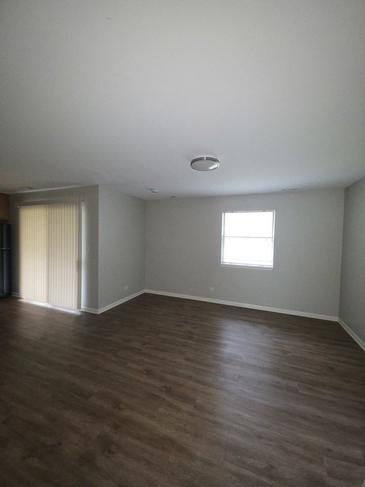 56 N Victoria Ln #C - Photo 6 of 10
