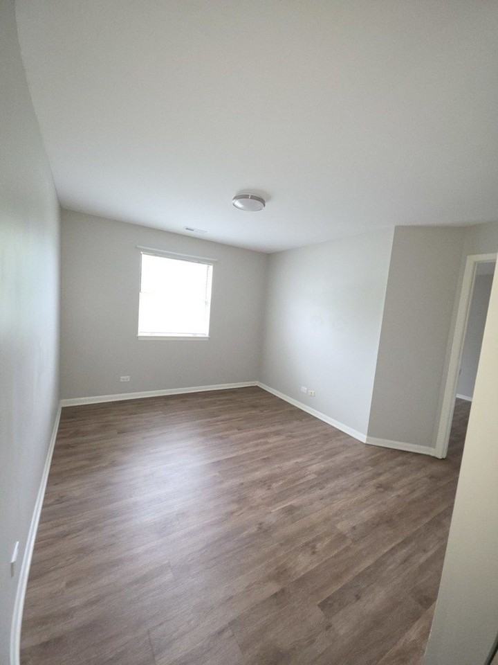 56 N Victoria Ln #C - Photo 7 of 10