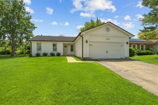 752 N Brookdale Dr - Photo 1 of 1