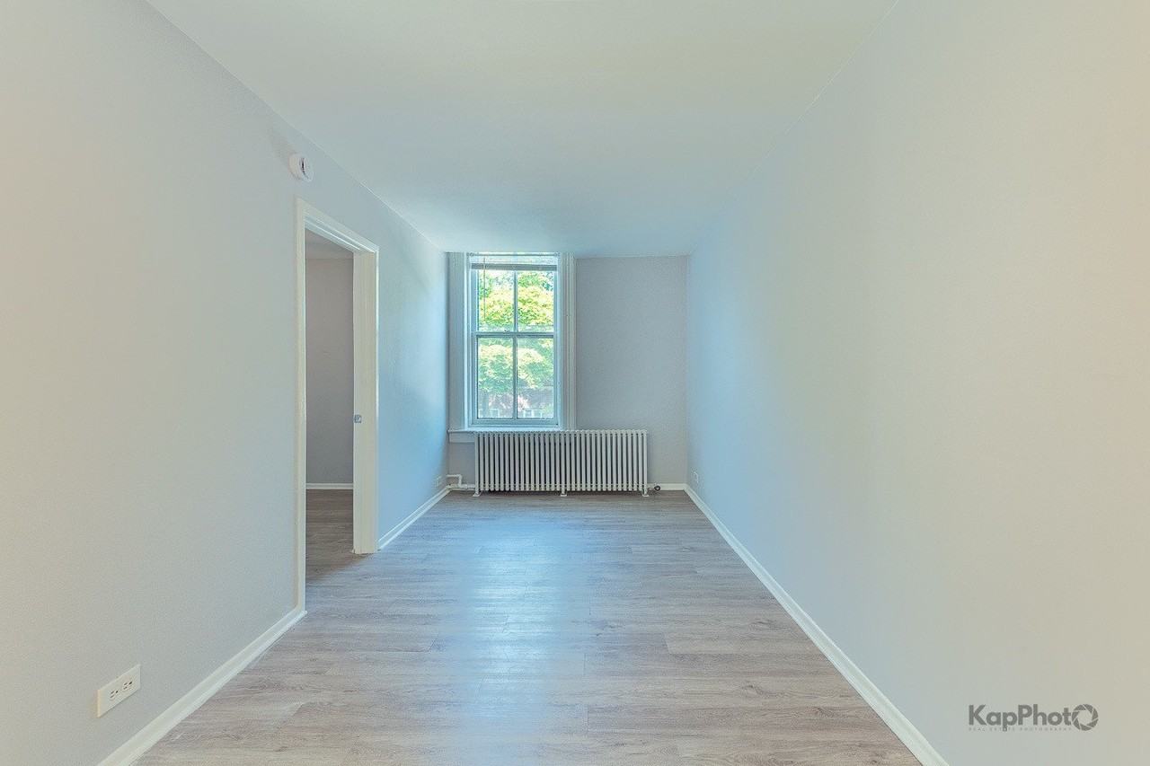 3001 S Haynes Ct #2M - Photo 2 of 12