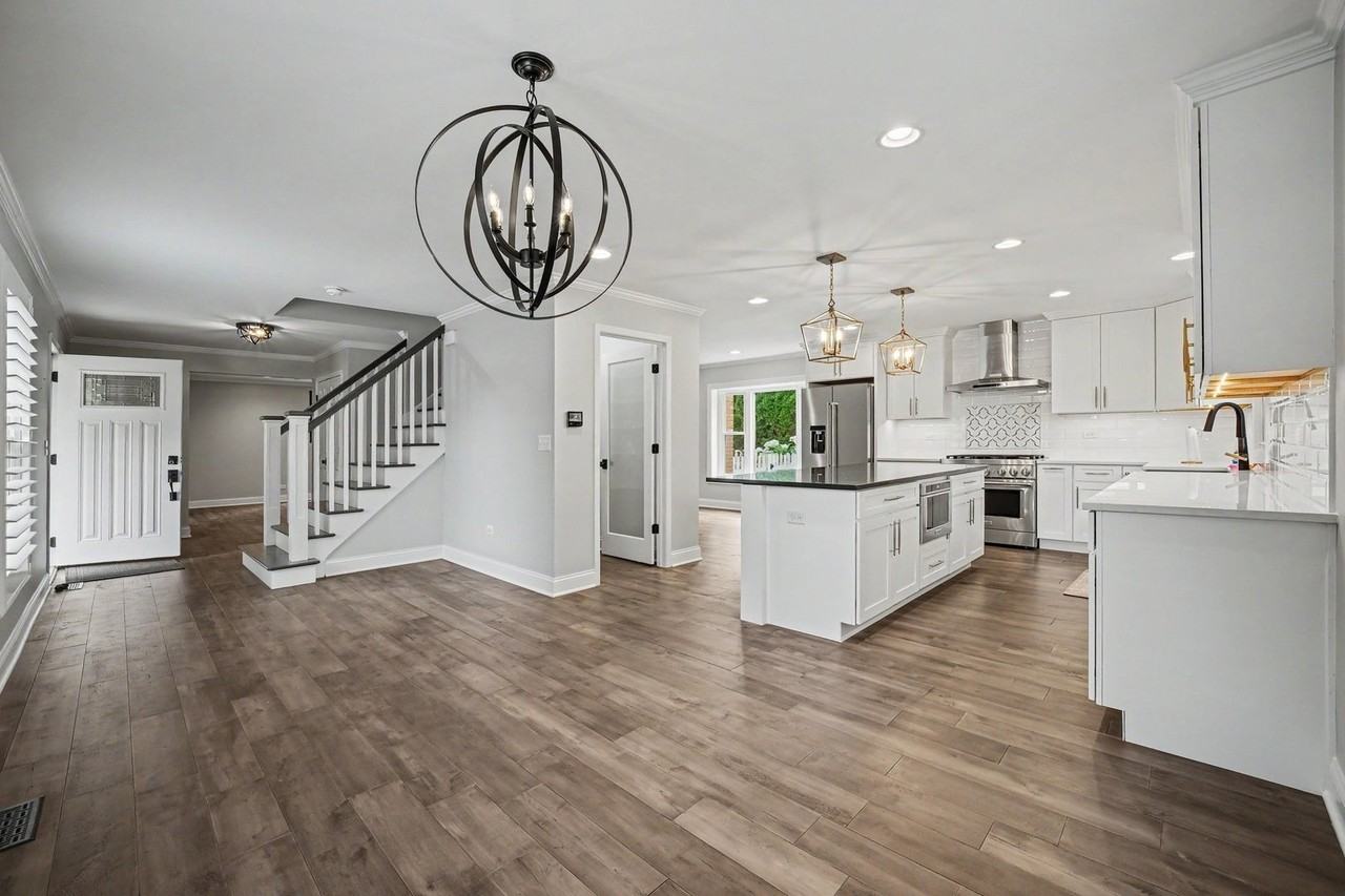 509 Ticonderoga Ln - Photo 7 of 29