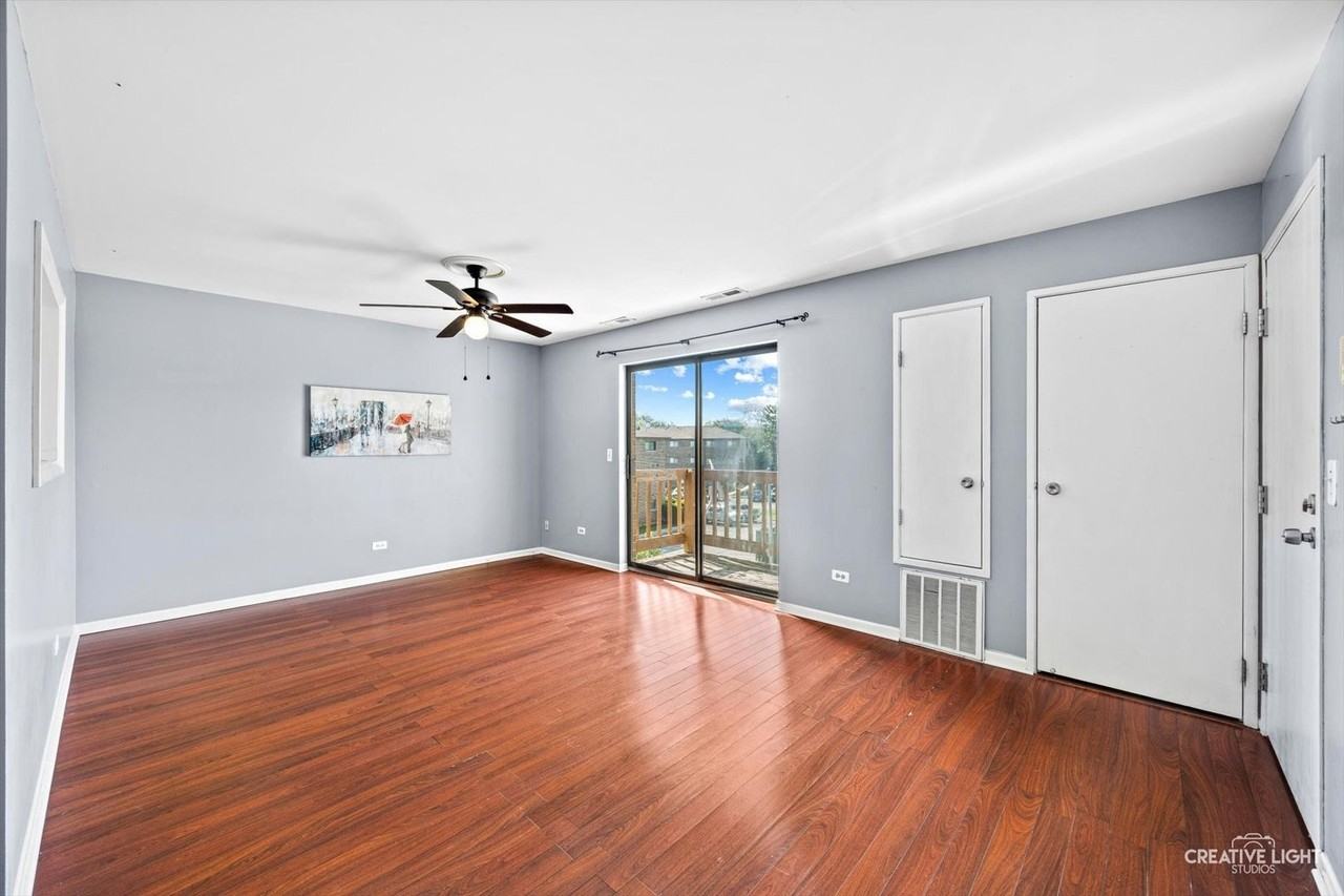 2260 Abbeywood Dr #F - Photo 2 of 18