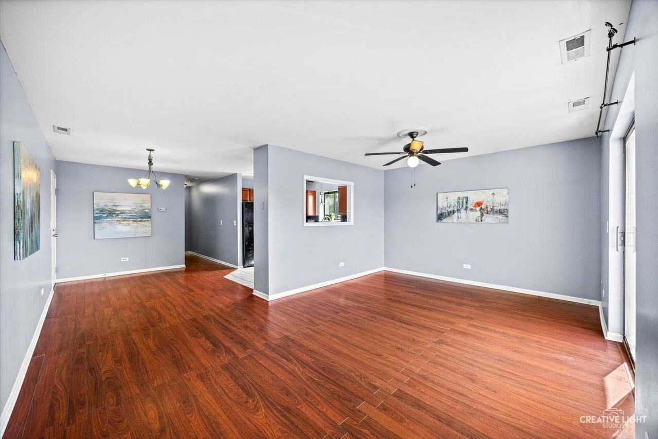 2260 Abbeywood Dr #F - Photo 3 of 18