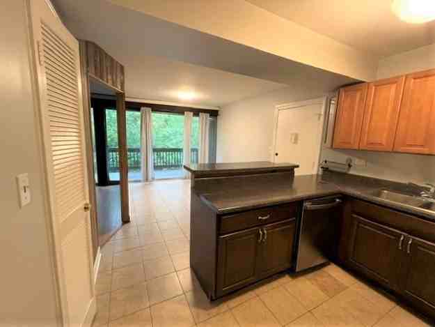 5532 E Lake Dr #A - Photo 4 of 7