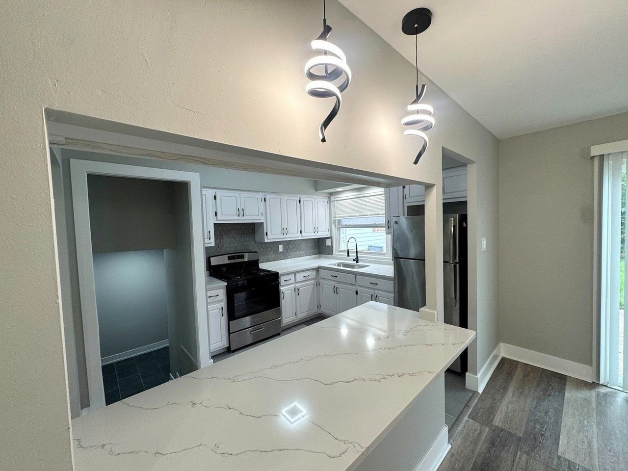 1855 Reichert Ave - Photo 6 of 23