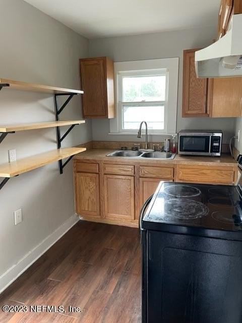 2135 Dellwood Ave - Photo 4 of 9