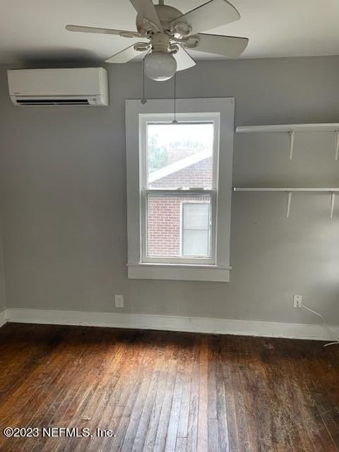 2135 Dellwood Ave - Photo 5 of 9