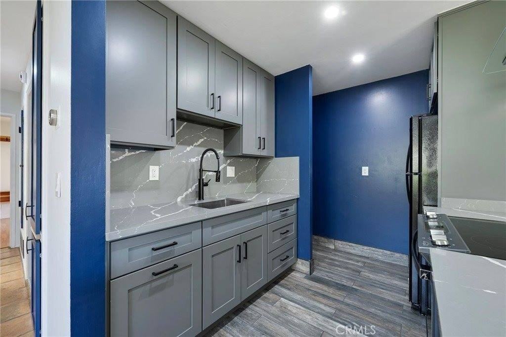 8231 Deerfield Dr - Photo 4 of 50