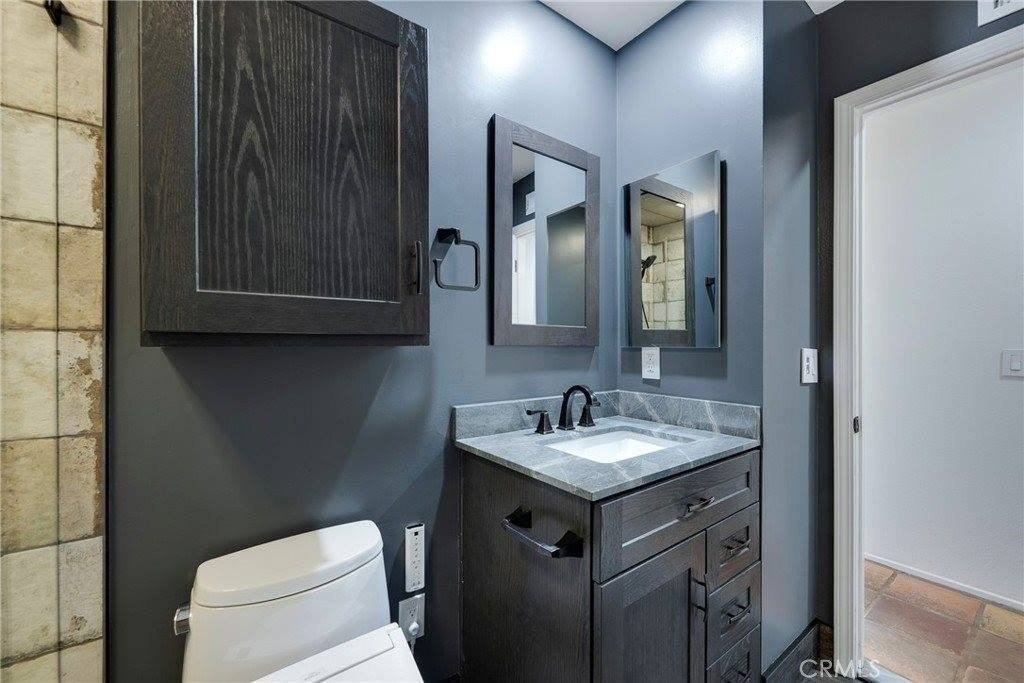 8231 Deerfield Dr - Photo 5 of 50