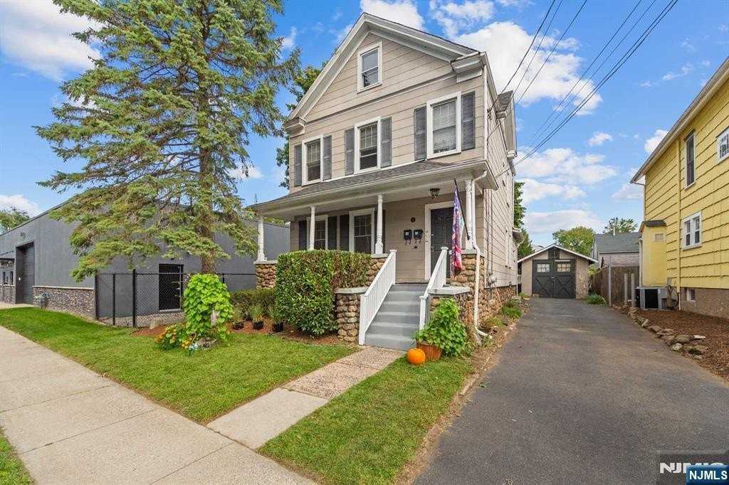 31 Wanamaker Ave #1 - Photo 2 of 44