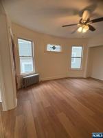 featured image of 194 Hillside Ave #2