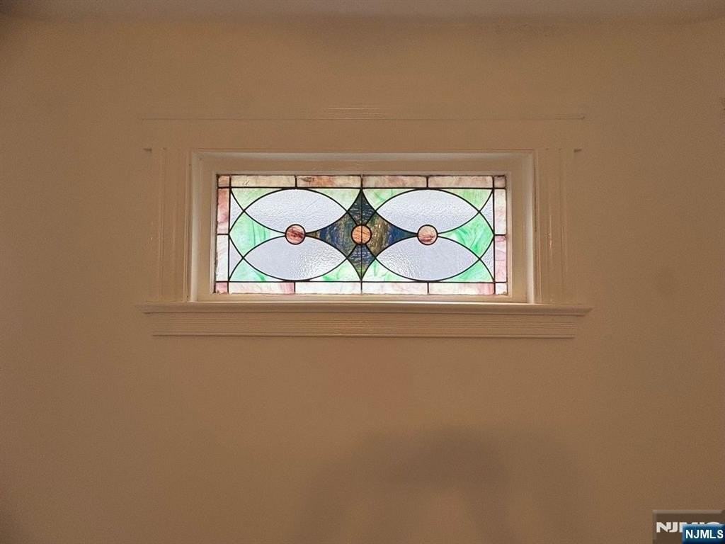 194 Hillside Ave #2 - Photo 4 of 21