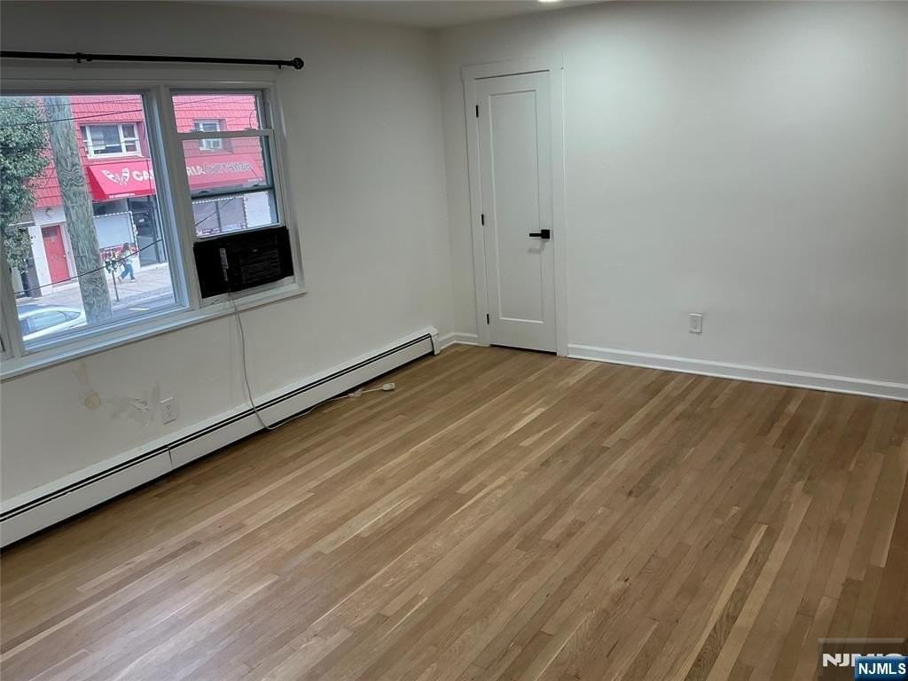 540 Anderson Ave #2 - Photo 5 of 21