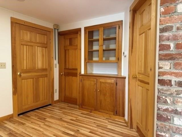 81 Fairview Ave - Photo 2 of 28