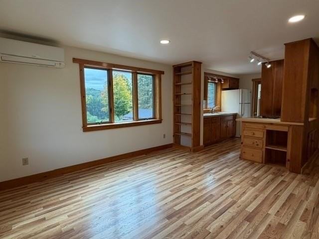 81 Fairview Ave - Photo 5 of 28
