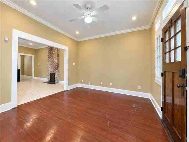 2926 Cambronne St - Photo 5 of 20