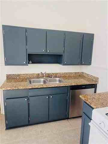 5900 Annunciation St - Photo 5 of 10