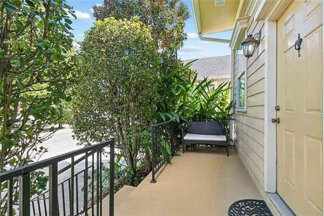 432 8th St - Photo 2 of 16