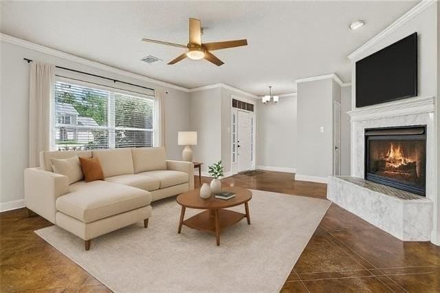 101 Field St - Photo 4 of 49