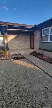 404 Antigua Ct - Photo 2 of 27