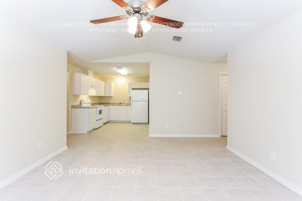 4806 29th St Sw - Photo 4 of 20