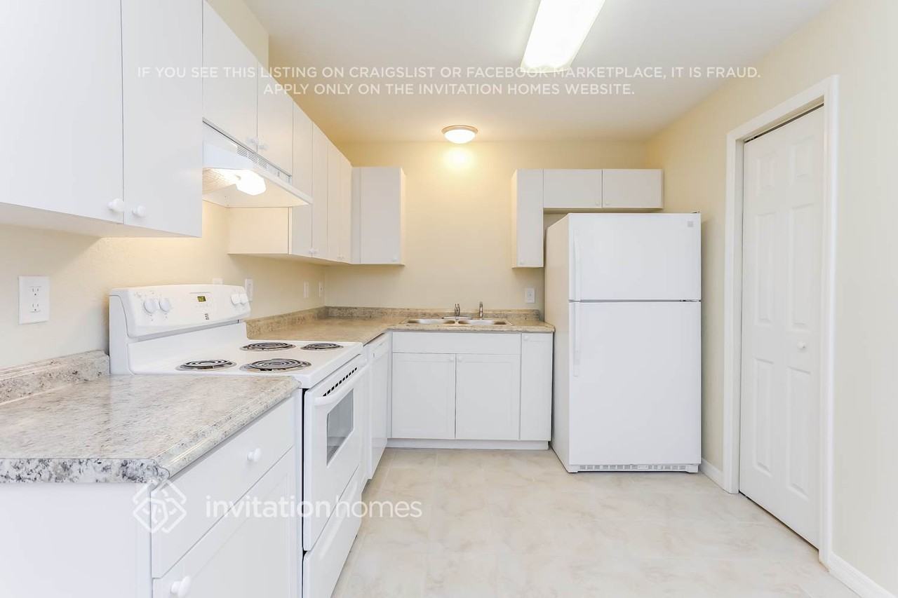 4806 29th St Sw - Photo 5 of 20