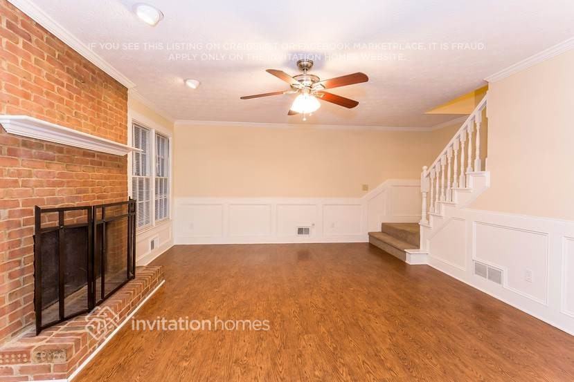 3565 Millers Pond Way - Photo 5 of 23