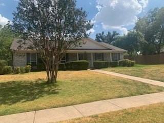 421 Shady Brook Dr - Photo 2 of 20