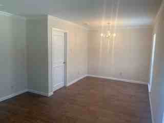421 Shady Brook Dr - Photo 4 of 20