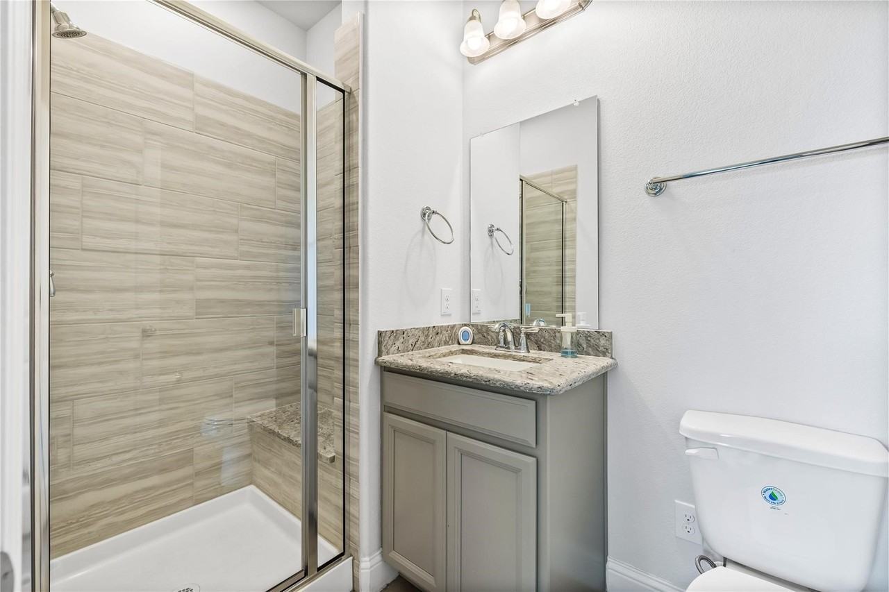 310 Fox Crossing Ln - Photo 4 of 15