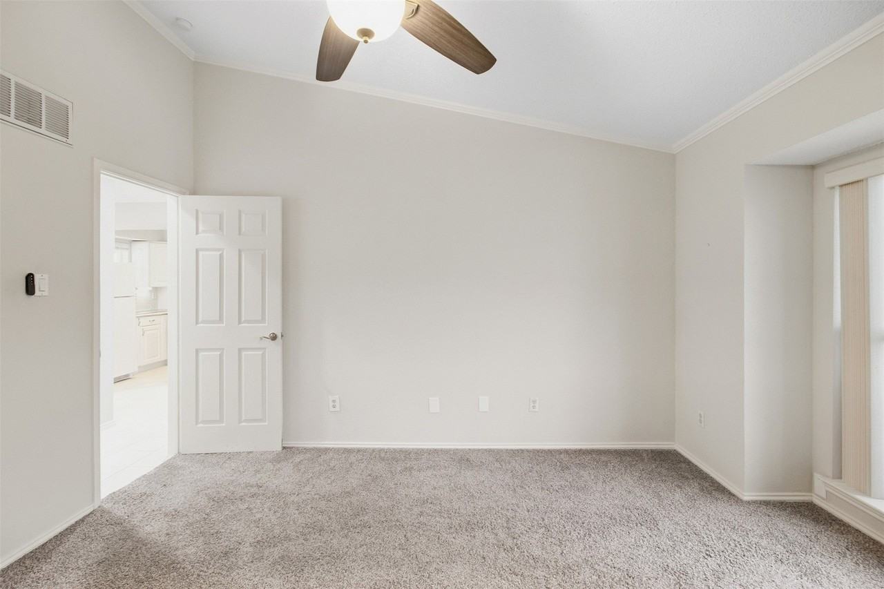 2732 Copper Creek Dr #202 - Photo 5 of 35