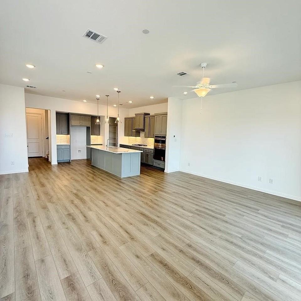 1225 Doris May Dr - Photo 3 of 27