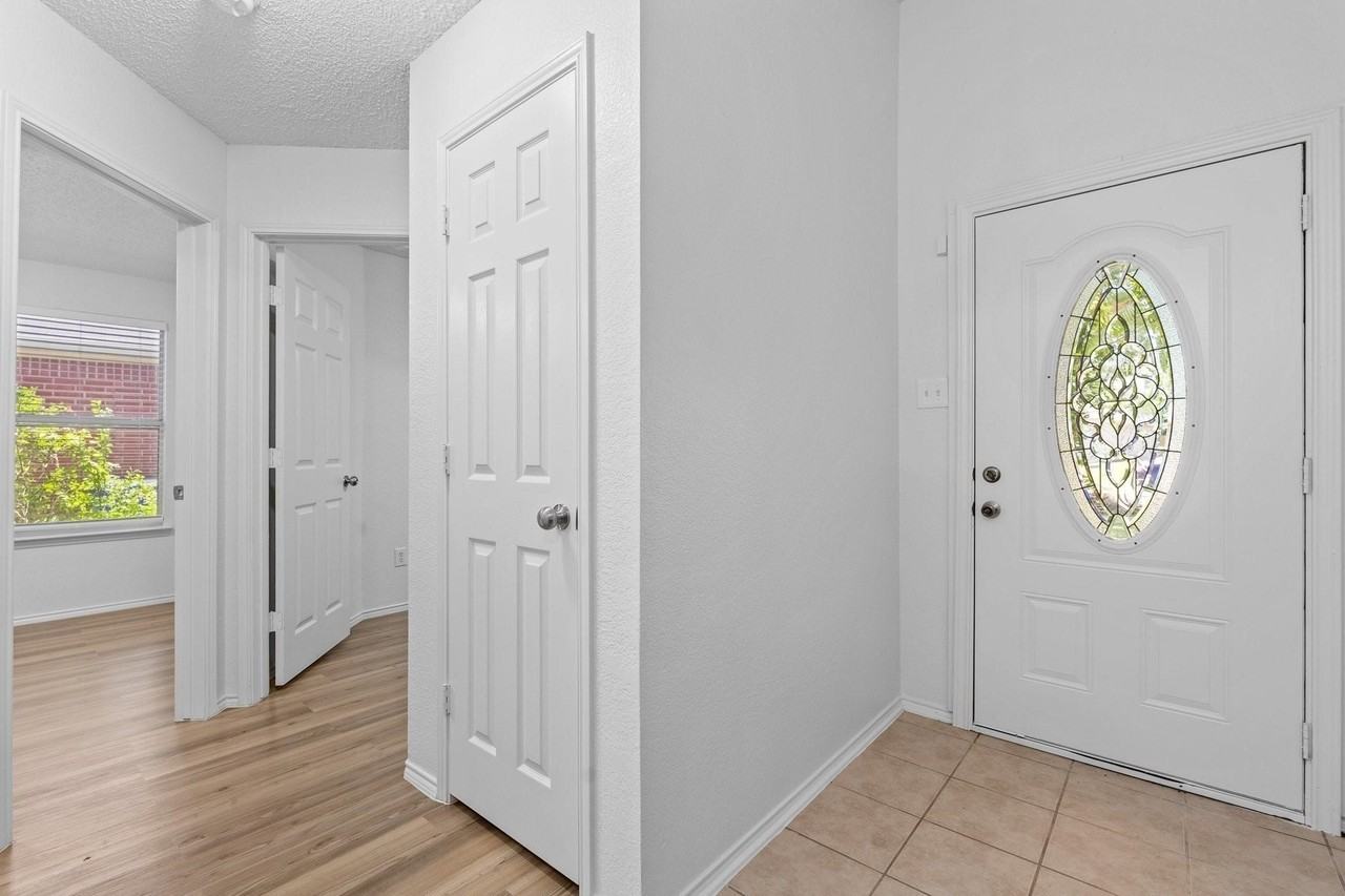 1132 Singletree Dr - Photo 3 of 30