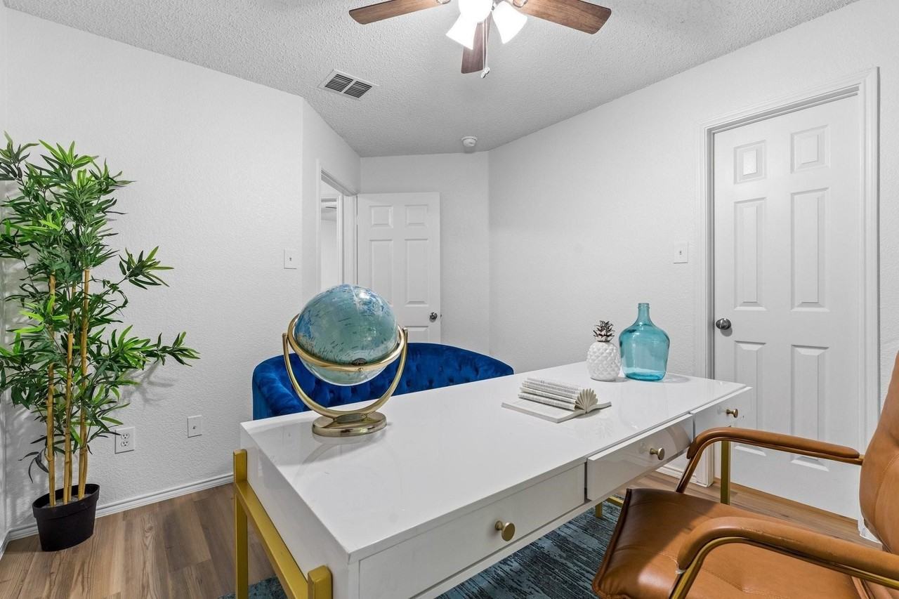 1132 Singletree Dr - Photo 5 of 30