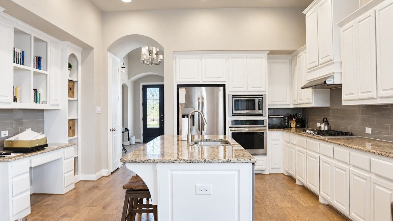 13874 Colin St - Photo 3 of 18