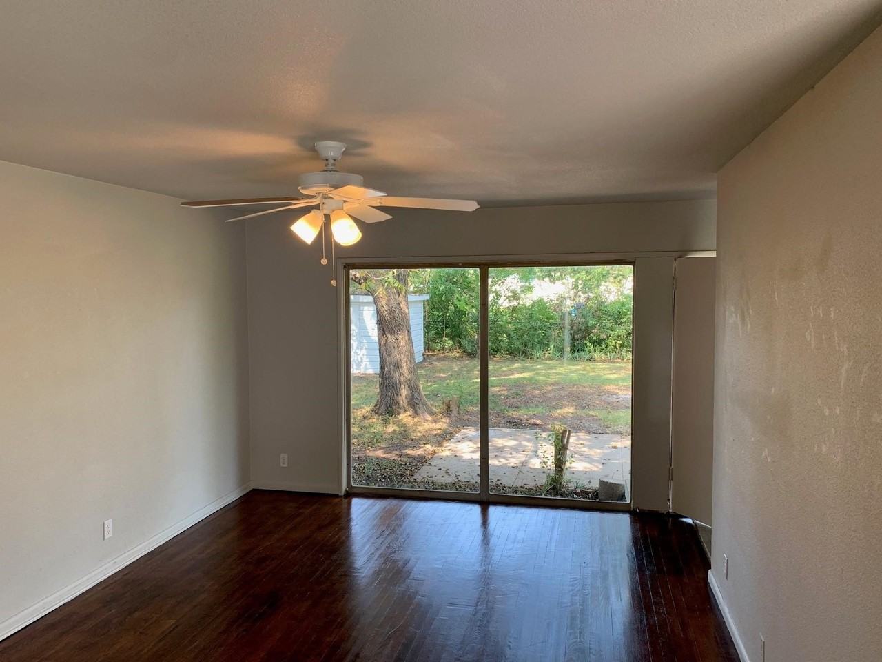 13915 Stardust Ln - Photo 4 of 6
