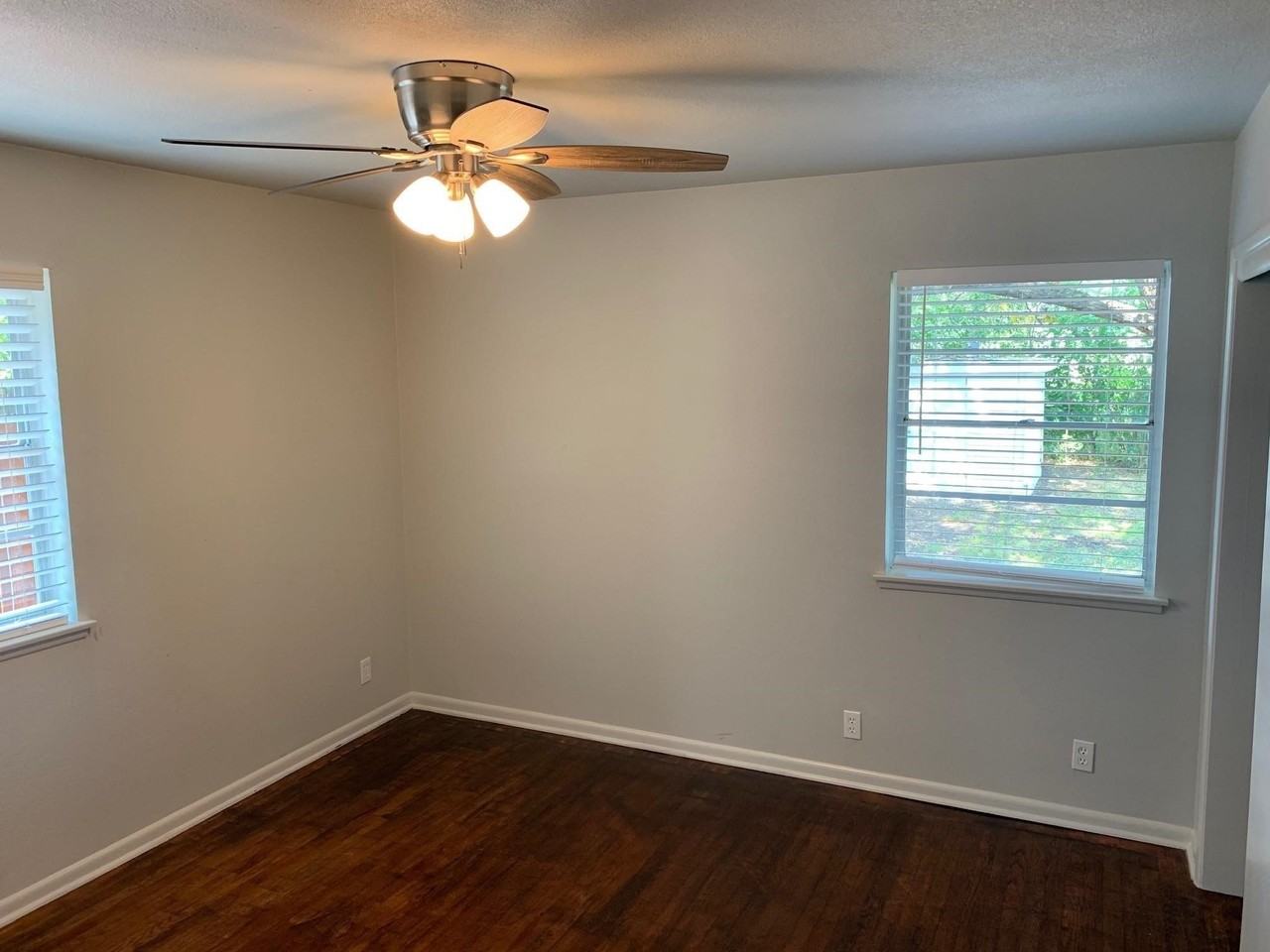 13915 Stardust Ln - Photo 5 of 6