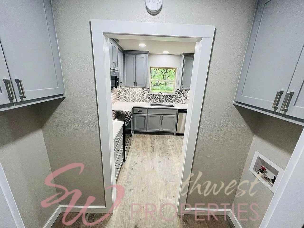 2605 W Highland Dr - Photo 5 of 15