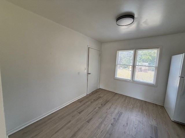 2158 Lowden St - Photo 4 of 12