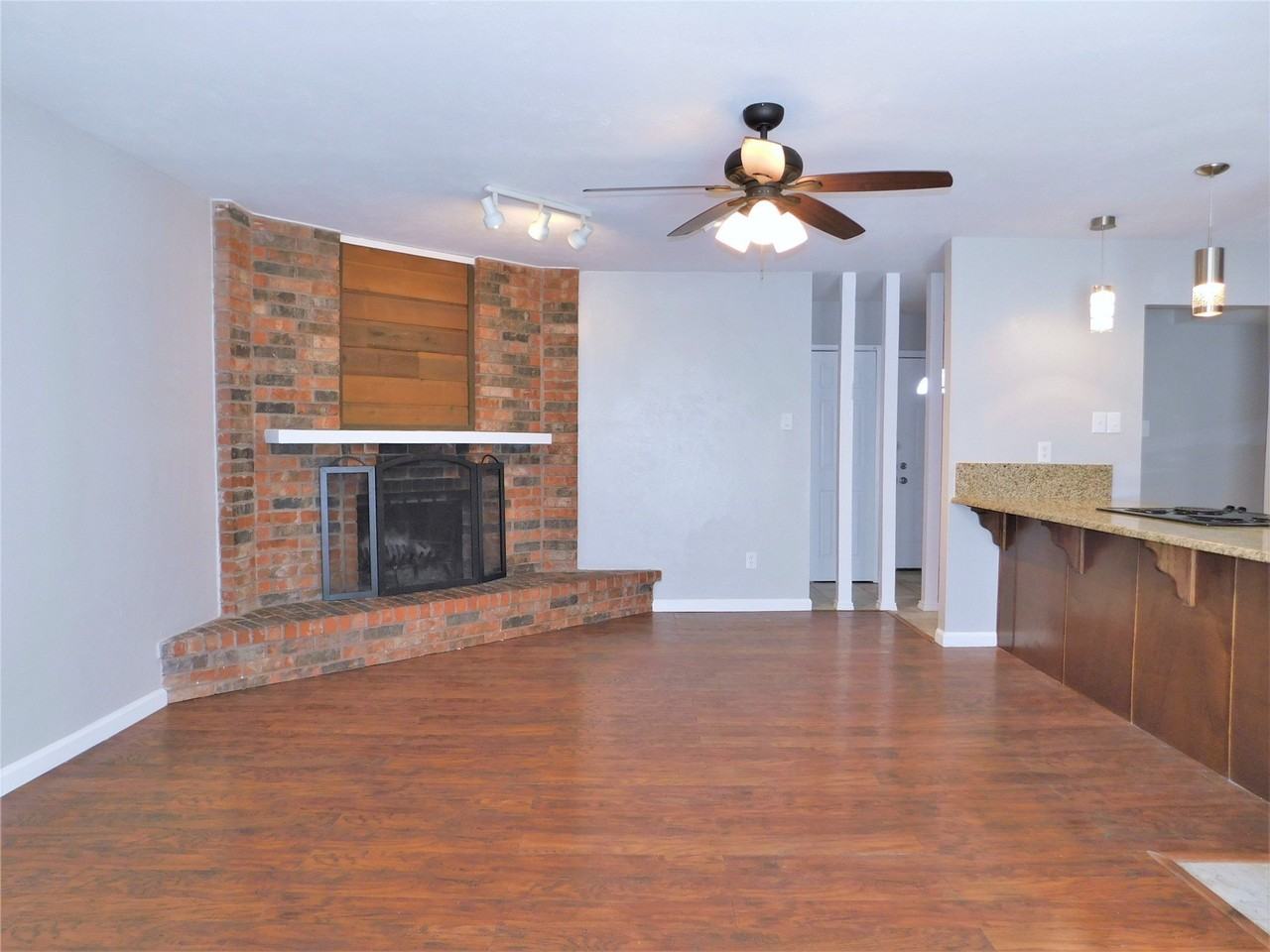 4937 Ward Dr - Photo 6 of 24