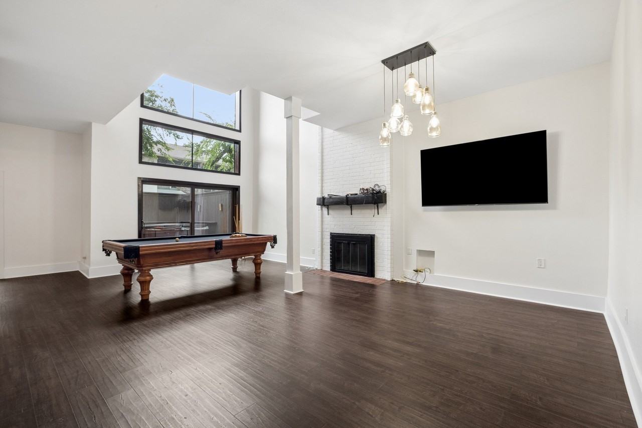 15539 Preston Rd #1037 - Photo 3 of 36