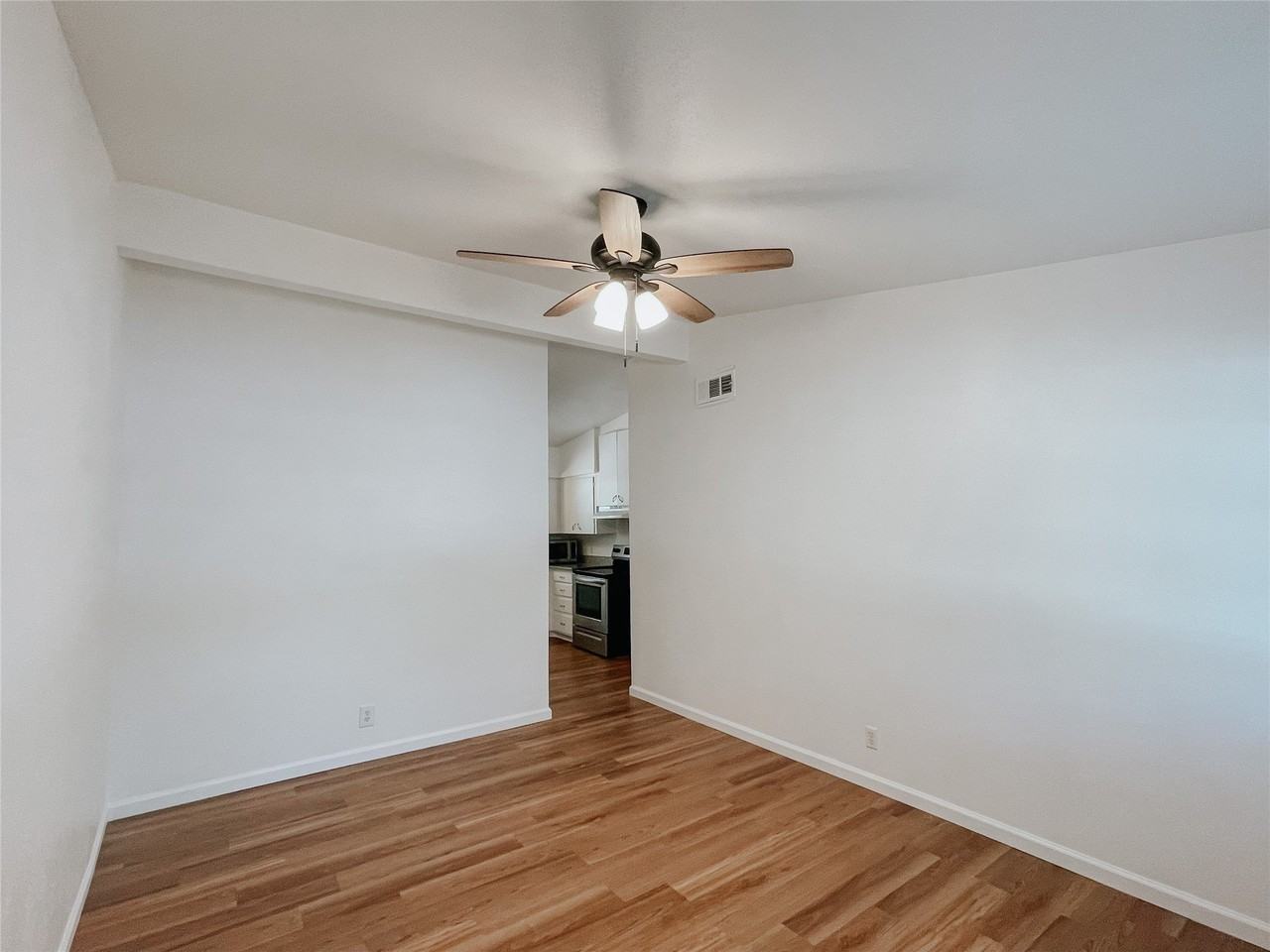 405 Knob Cir - Photo 4 of 16
