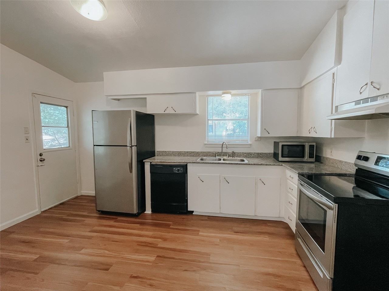 405 Knob Cir - Photo 6 of 16