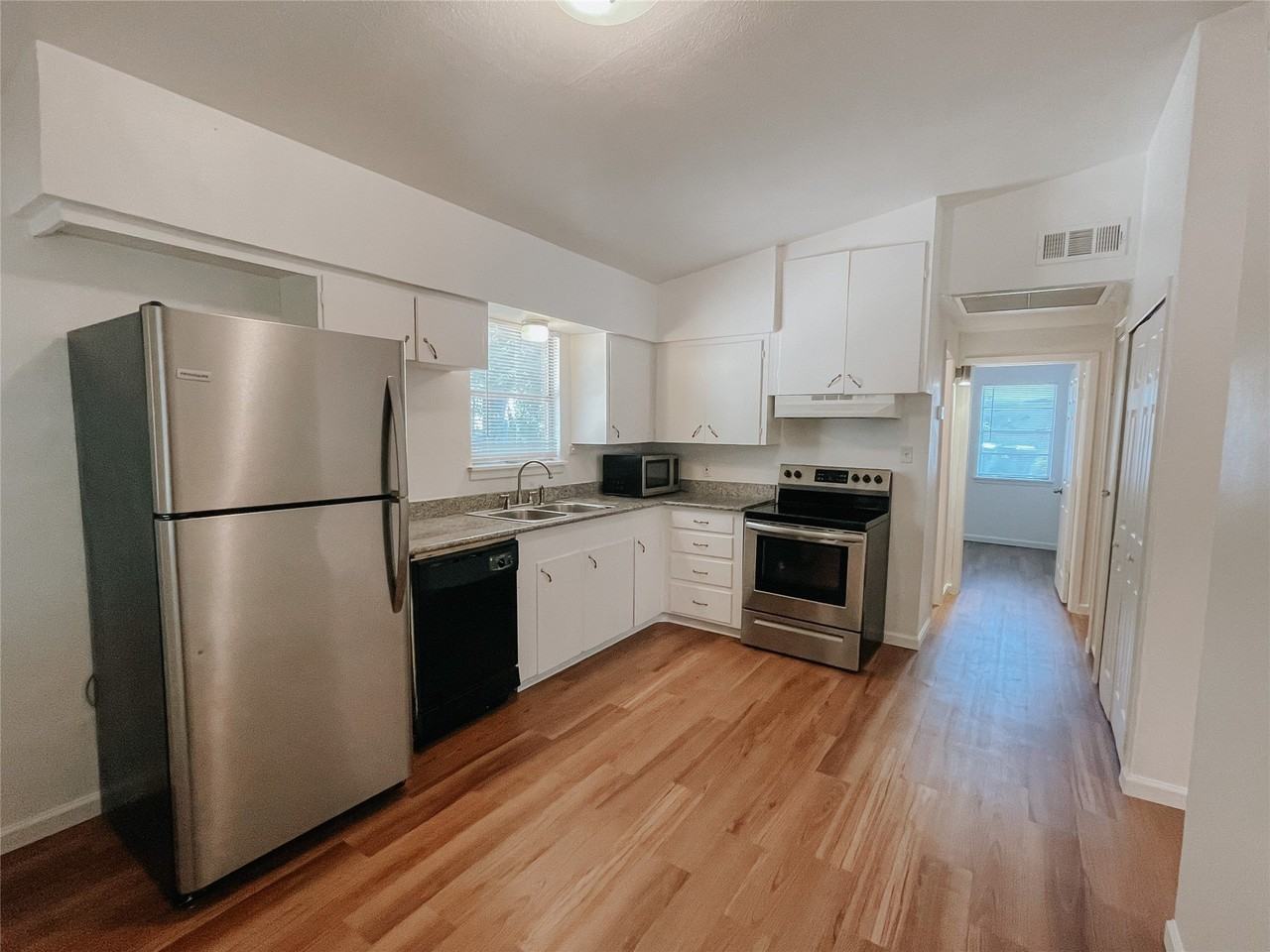 405 Knob Cir - Photo 7 of 16