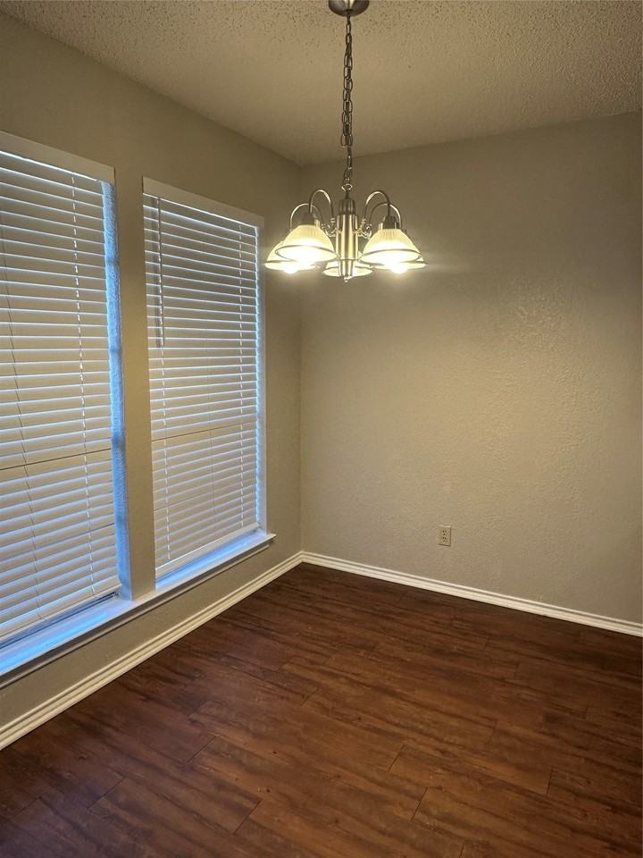 8129 Foxfire Ln #D - Photo 2 of 4