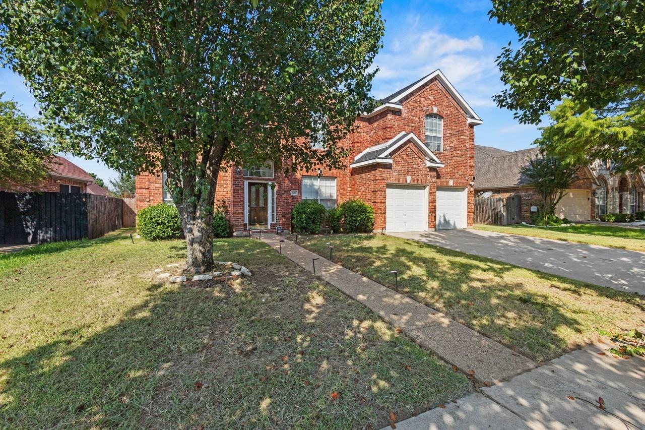 4227 Adam Dr - Photo 2 of 37