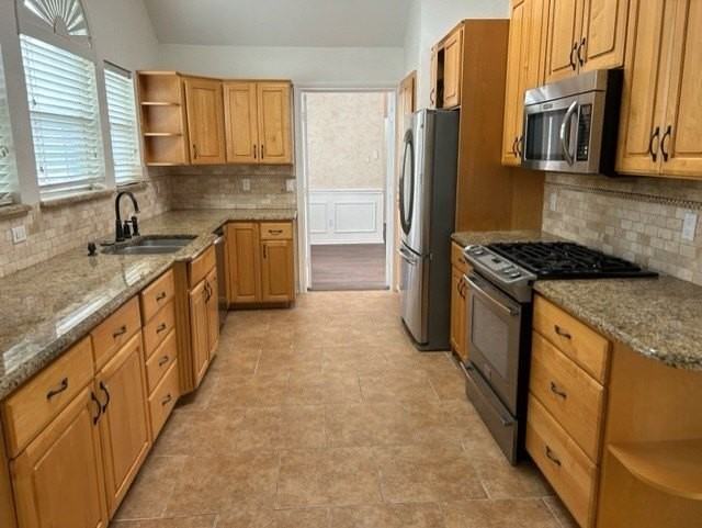 2613 Tulip Dr - Photo 6 of 14