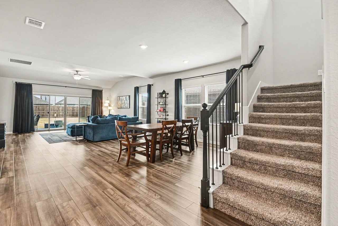 10616 Namito St - Photo 4 of 35