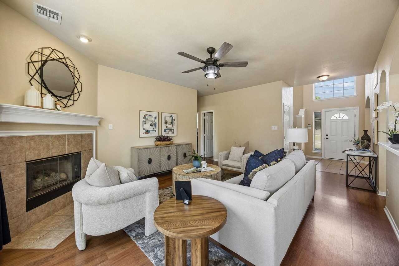 104 Rolling Rock Dr - Photo 5 of 28